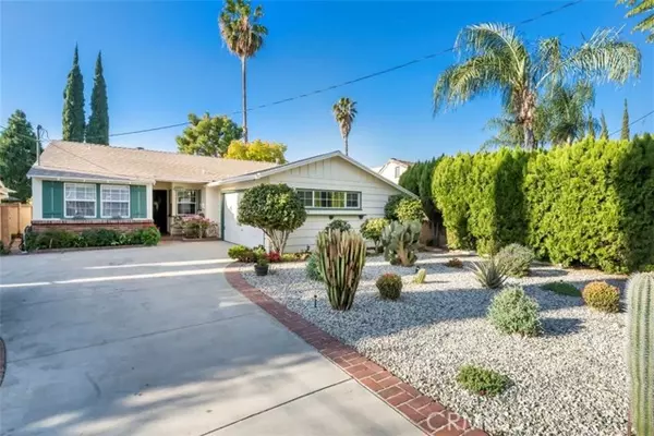 Lake Balboa, CA 91406,16038 Bassett ST