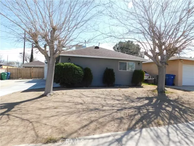 44152 Fern AVE, Lancaster, CA 93534