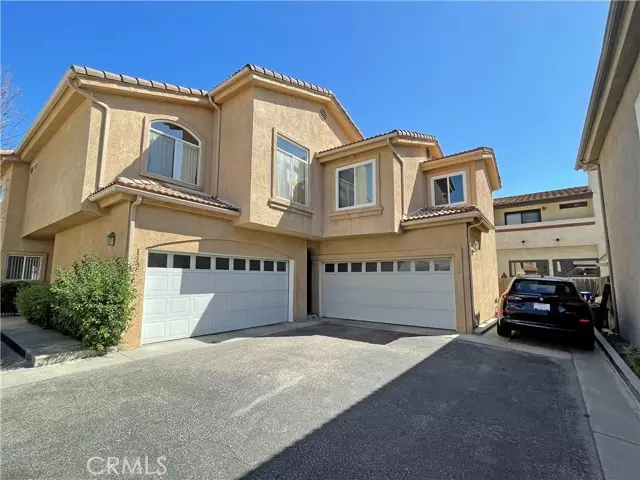 6970 De Celis PL 113, Lake Balboa, CA 91406