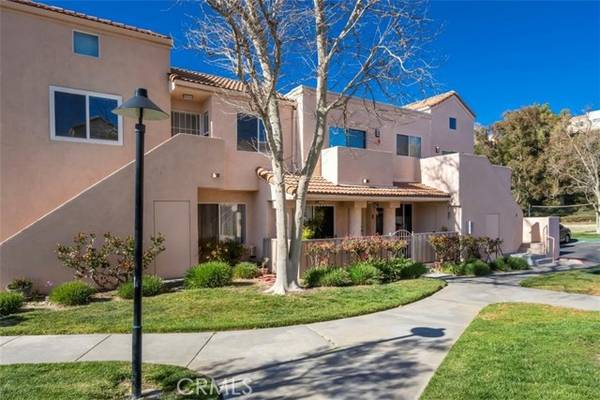 21212 Trumpet DR 201, Newhall, CA 91321