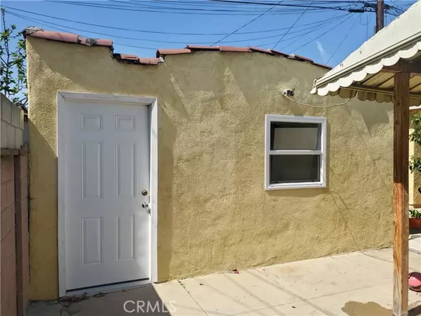 East Los Angeles, CA 90022,621 S Gerhart AVE