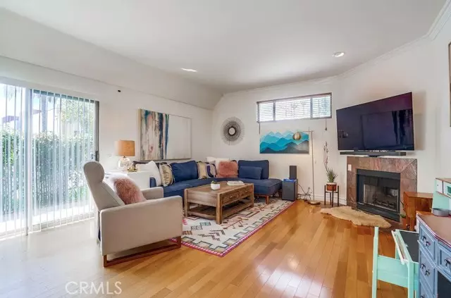 14256 Victory BLD 8, Van Nuys, CA 91401