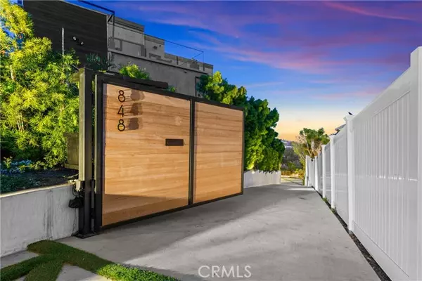 Pacific Palisades, CA 90272,848 Lachman LN