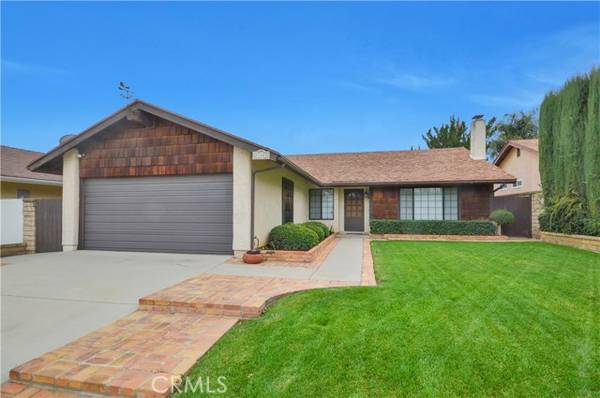 24320 Jennifer PL, Newhall, CA 91321