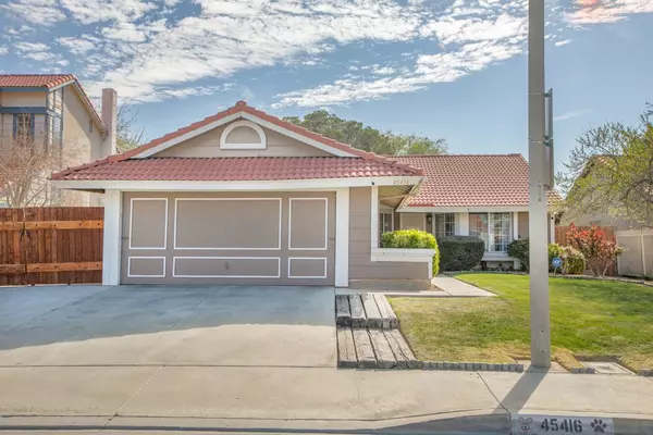 Lancaster, CA 93534,45416 Thornwood AVE