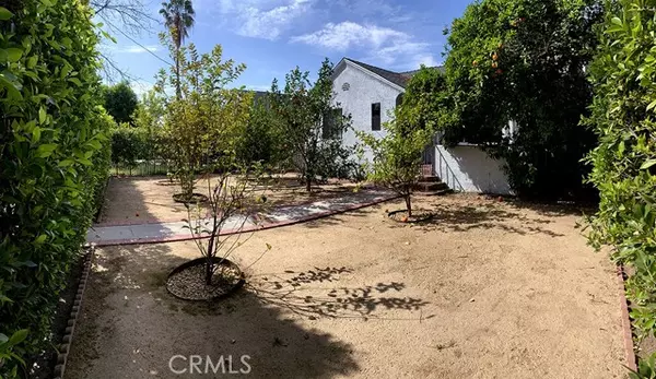 Van Nuys, CA 91405,6721 Cedros AVE