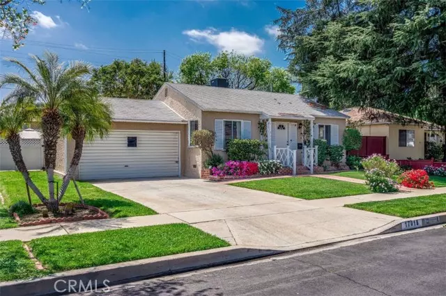 17018 Marlin PL, Lake Balboa, CA 91406