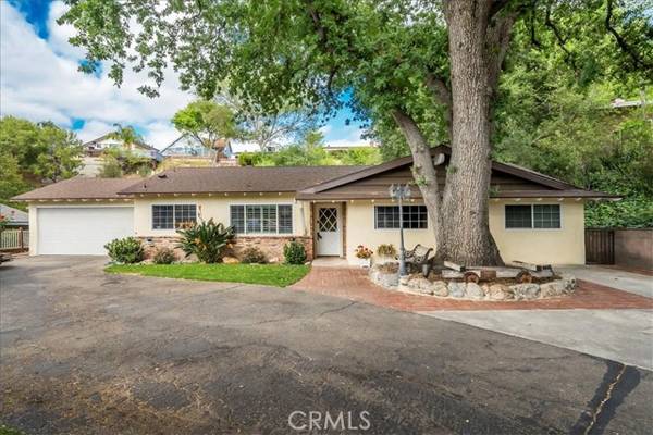 25022 Vermont DR, Newhall, CA 91321