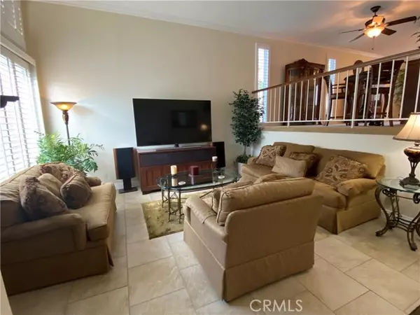 Chatsworth, CA 91311,21901 Lassen ST 165