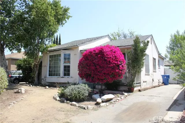 6650 Mclennan AVE, Lake Balboa, CA 91406