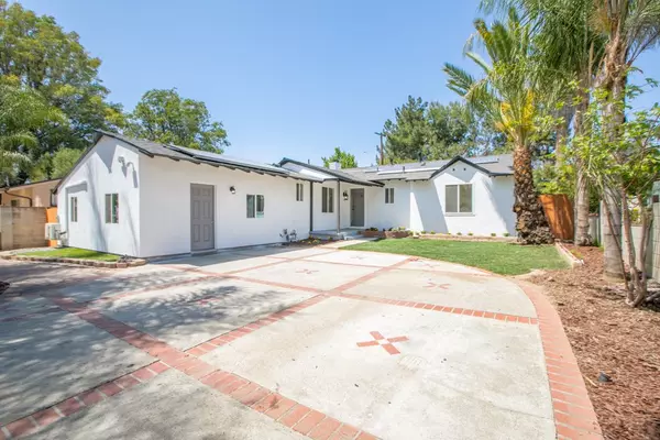 Van Nuys, CA 91406,15349 Keswick ST