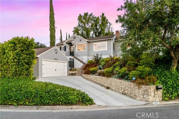 15224 Del Gado DR, Sherman Oaks, CA 91403