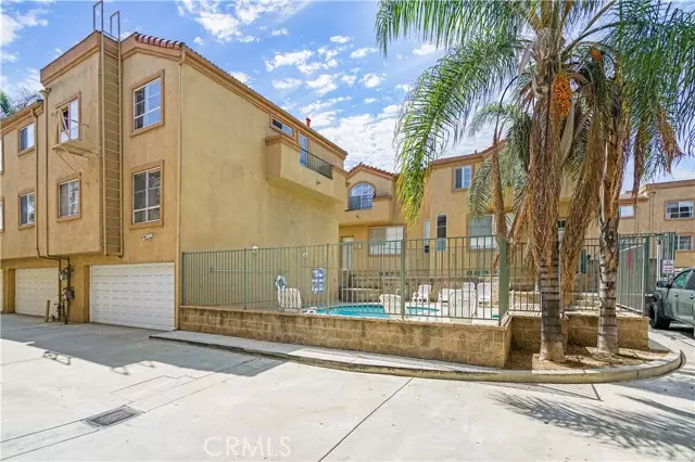 6927 Hazeltine AVE D, Van Nuys, CA 91405