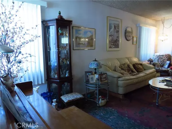 Lake Balboa, CA 91406,7124 Jellico AVE