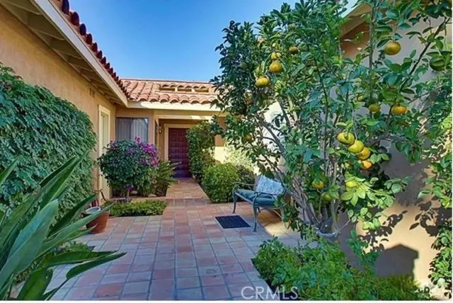 328 Paseo Primavera, Palm Desert, CA 92260