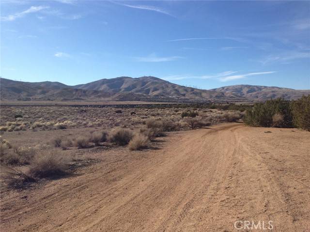 Palmdale, CA 93551,0 Tierra Subida