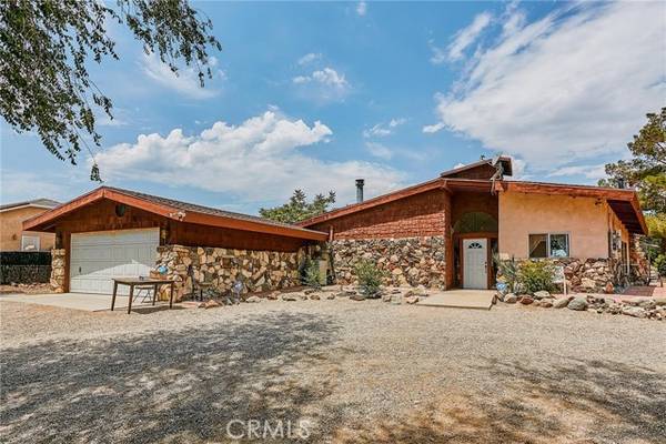 10448 Monte Vista RD, Phelan, CA 92371