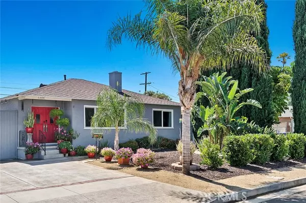 Van Nuys, CA 91411,6304 Peach AVE