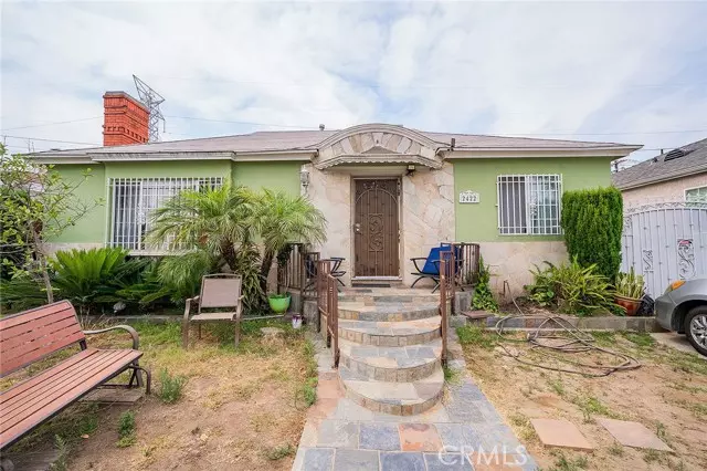 2422 Glenwood PL, South Gate, CA 90280