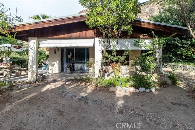 2370 S Araby DR, Palm Springs, CA 92264