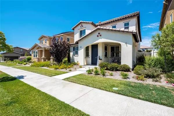 Oxnard, CA 93036,683 Seine River WAY