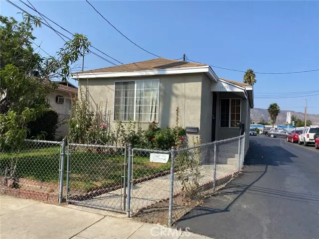 1539 celis, San Fernando, CA 91340