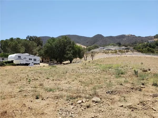 Newbury Park, CA 91320,2124 Speck Ln