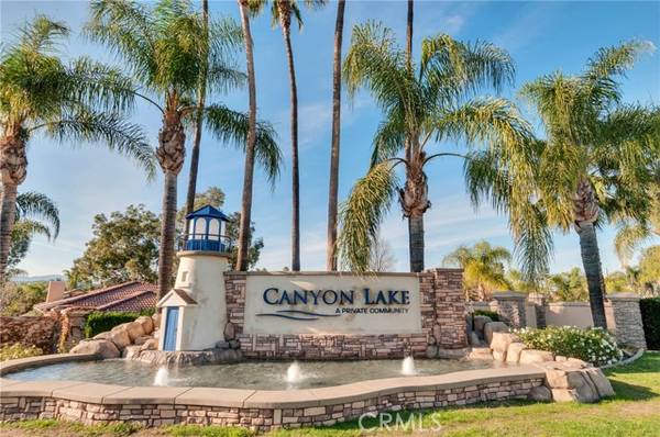 22855 Skylink DR, Canyon Lake, CA 92587