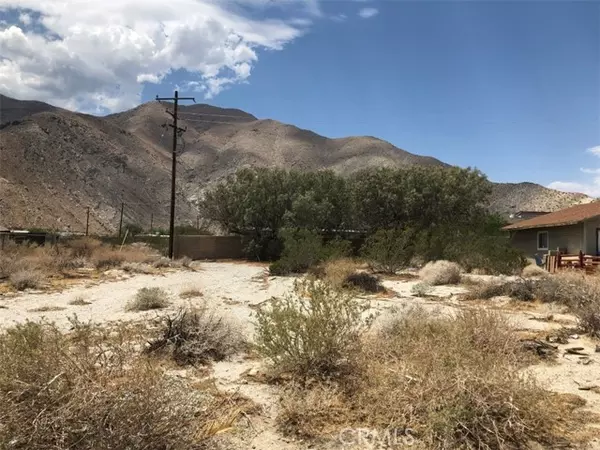 Palm Springs, CA 92262,15895 Coral ST