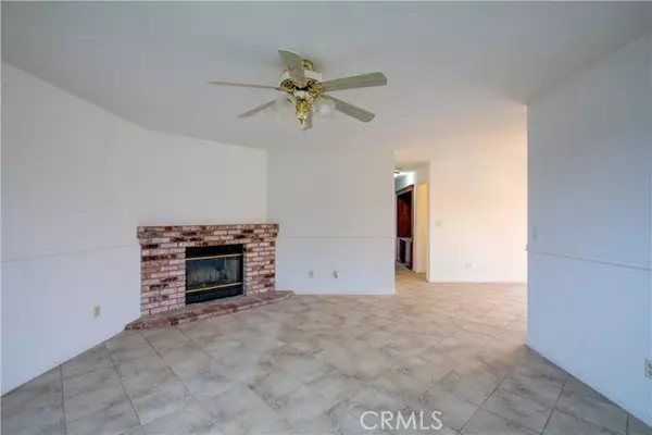 Livingston, CA 95334,2321 Zinfandel DR