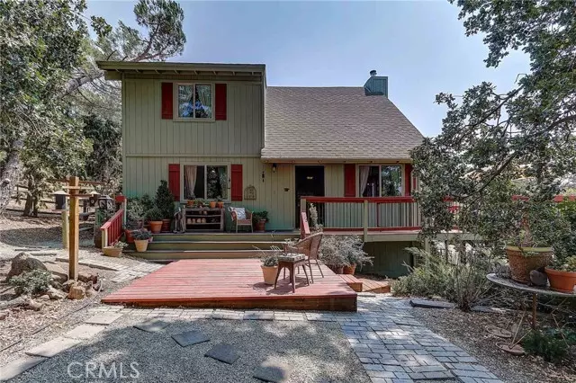 24260 Bowen CT, Tehachapi, CA 93561