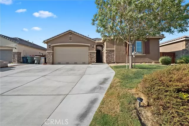 3421 Jaguar CT, Rosamond, CA 93560