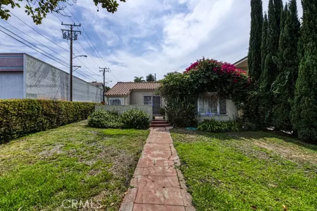1036 N Croft AVE, West Hollywood, CA 90069