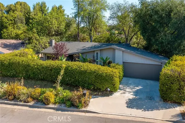 21326 Bellini DR, Topanga, CA 90290