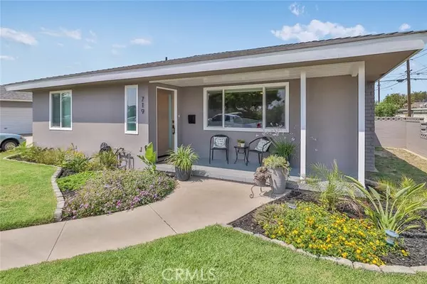 Oxnard, CA 93030,719 N G ST