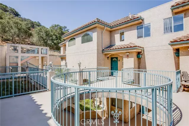 2746 Borchard RD, Newbury Park, CA 91320