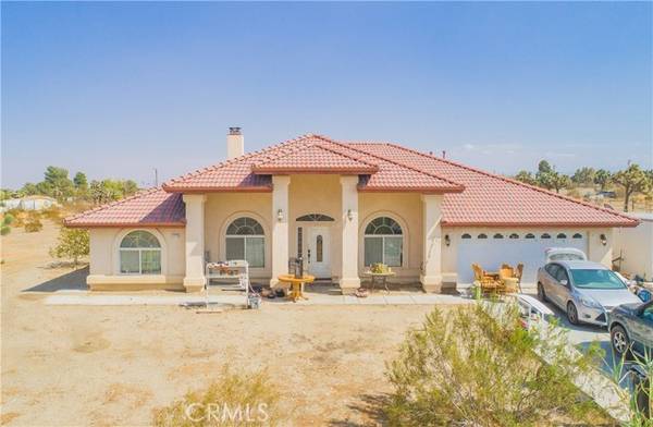 11777 Yucatan RD, Phelan, CA 92371