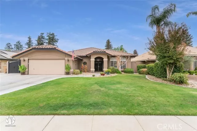 7508 Huntington CT, Bakersfield, CA 93308