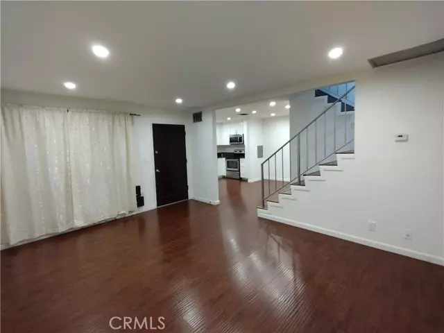 7301 Lennox AVE C10, Van Nuys, CA 91405