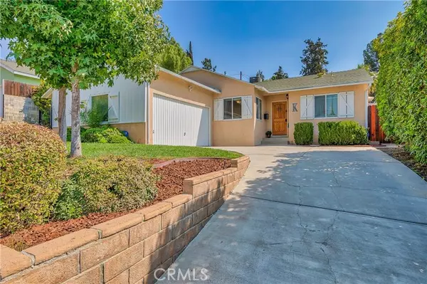 Sunland, CA 91040,11146 Rhodesia AVE