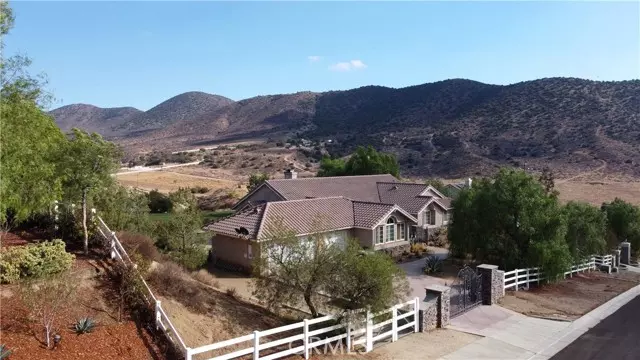 34724 Caprock RD, Agua Dulce, CA 91390