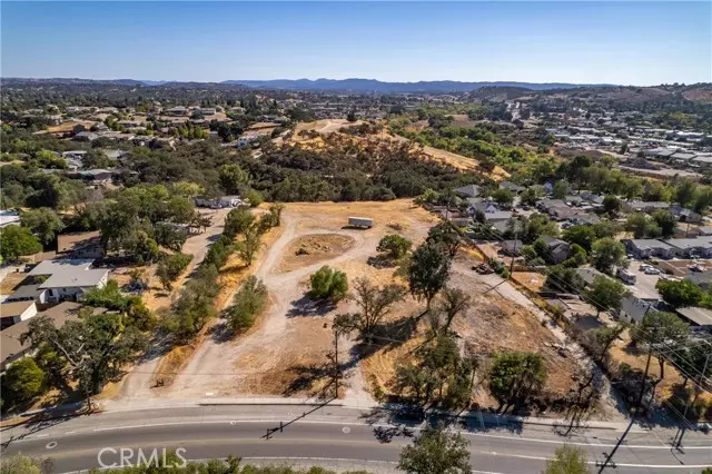 Paso Robles, CA 93446,420 Creston RD