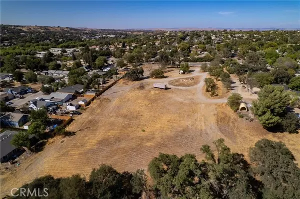 Paso Robles, CA 93446,420 Creston RD