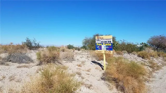 2591 Pioneer AVE, Salton City, CA 92274