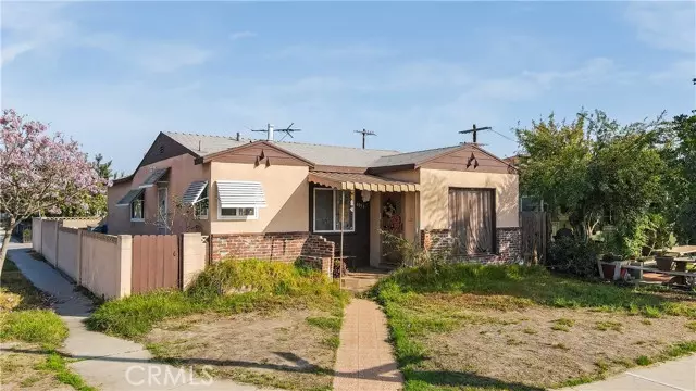 4853 Southern LN, South Gate, CA 90280