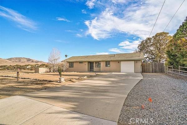 23000 Monroe LN, Tehachapi, CA 93561