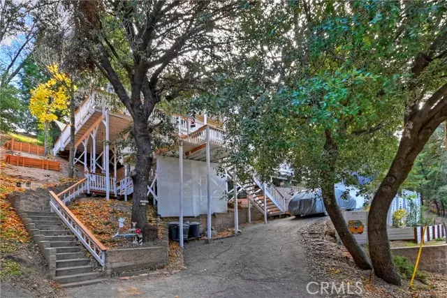 475 Woodsey RD, Crestline, CA 92325