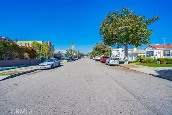 Culver City, CA 90232,3950 Huron AVE