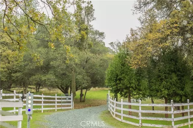 5449 Dogtown RD, Coulterville, CA 95311