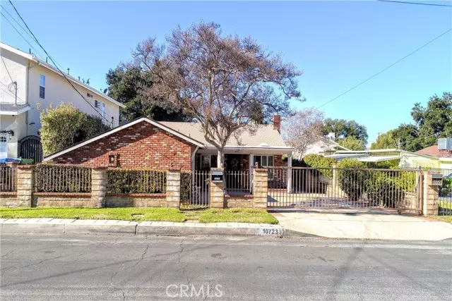 10723 Mather AVE, Sunland, CA 91040